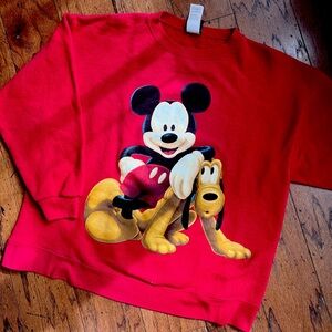 MICKEY’S UNLIMITED Mickey Mouse and Pluto crew neck✨